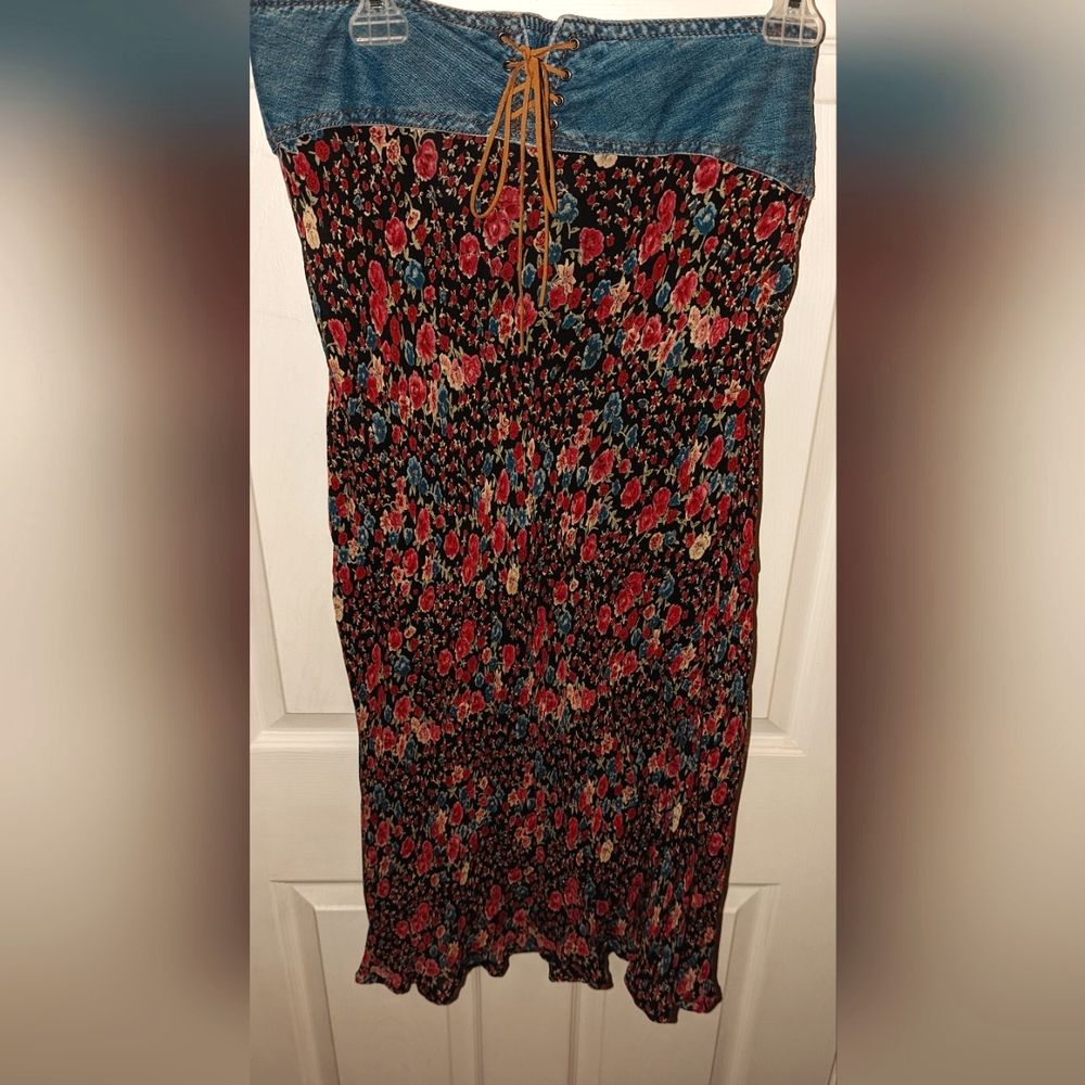 Fade Glory long colorful skirt with top jean trim